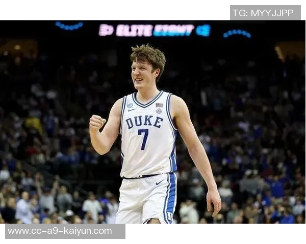 穆雷盛赞克尼佩尔比赛风格预言其未来必将辉煌